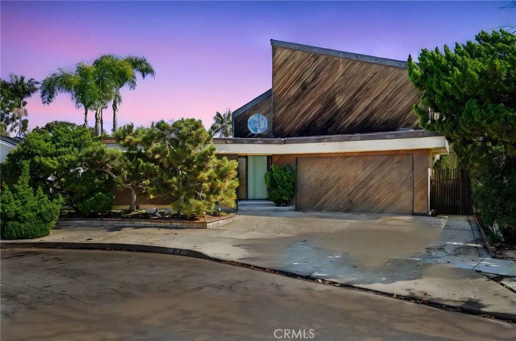 412 Emerald, Seal Beach, California 90740 home-pic-0