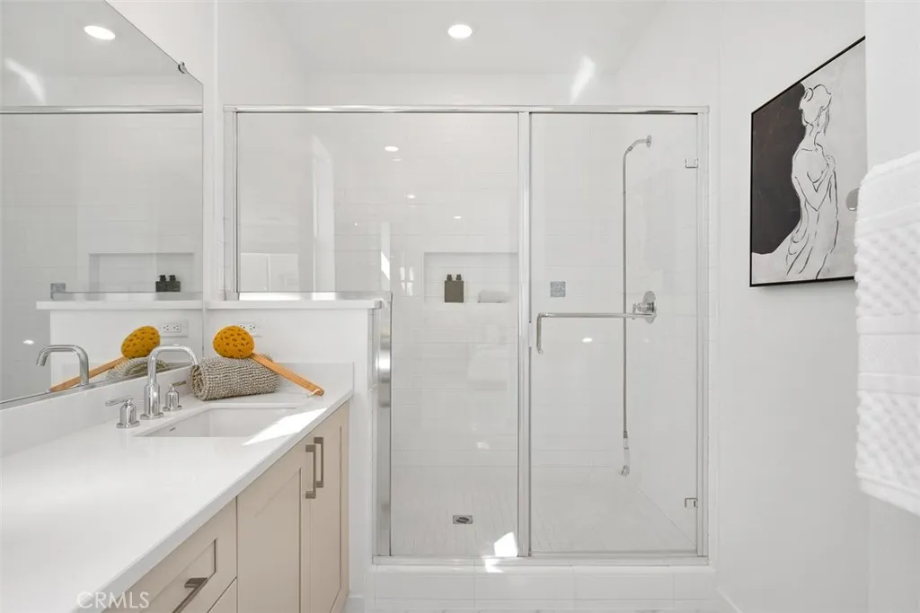 1654 W Plaza Del Amo, Torrance, California 90501 home-pic-12