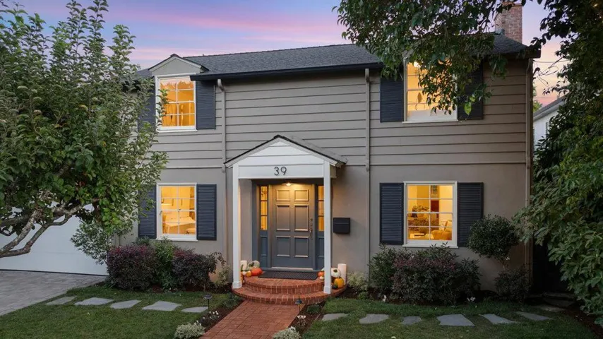 39 El Cerrito Avenue, San Mateo, California 94402