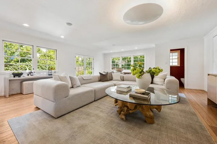39 El Cerrito Avenue, San Mateo, California 94402
