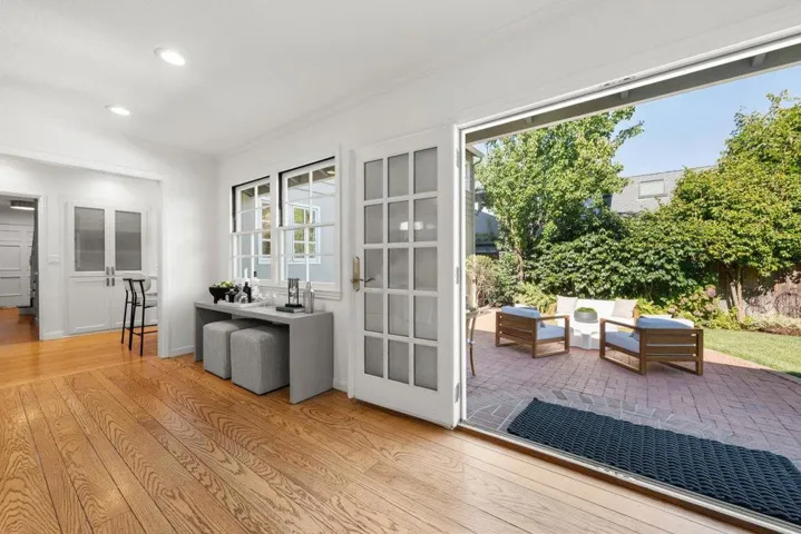 39 El Cerrito Avenue, San Mateo, California 94402