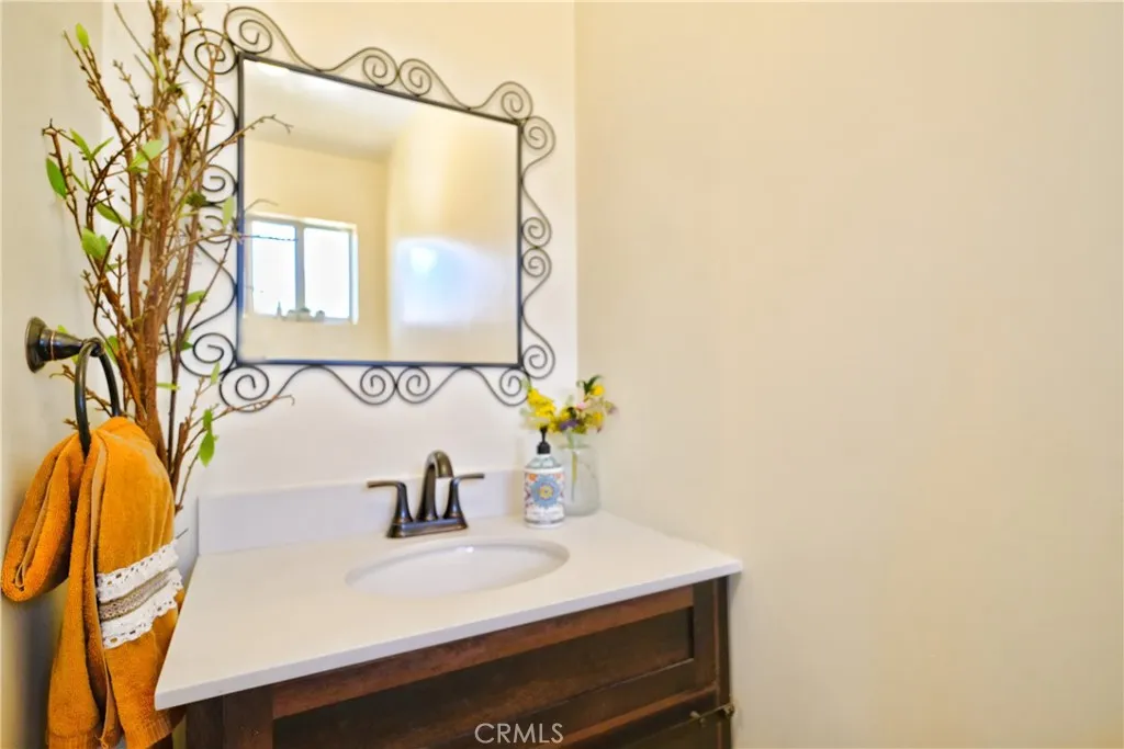 9468 Hastings Boulevard, Jurupa Valley, California 92509 home-pic-19