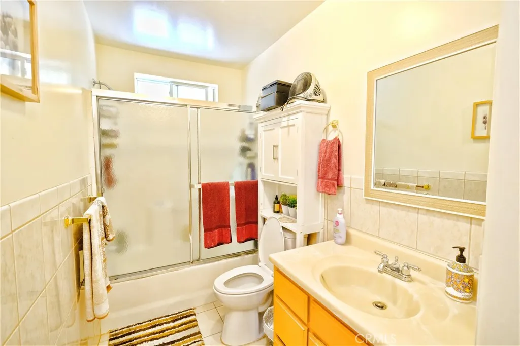 9468 Hastings Boulevard, Jurupa Valley, California 92509 home-pic-24