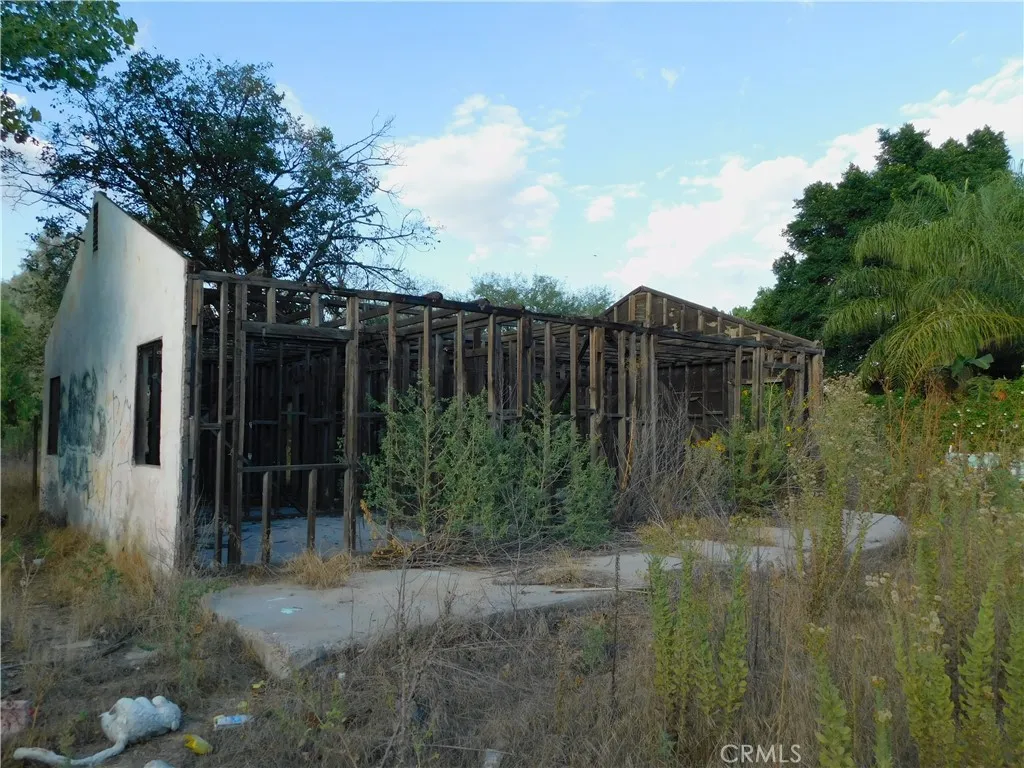 2236 Ogden, San Bernardino, California 92407 home-pic-12