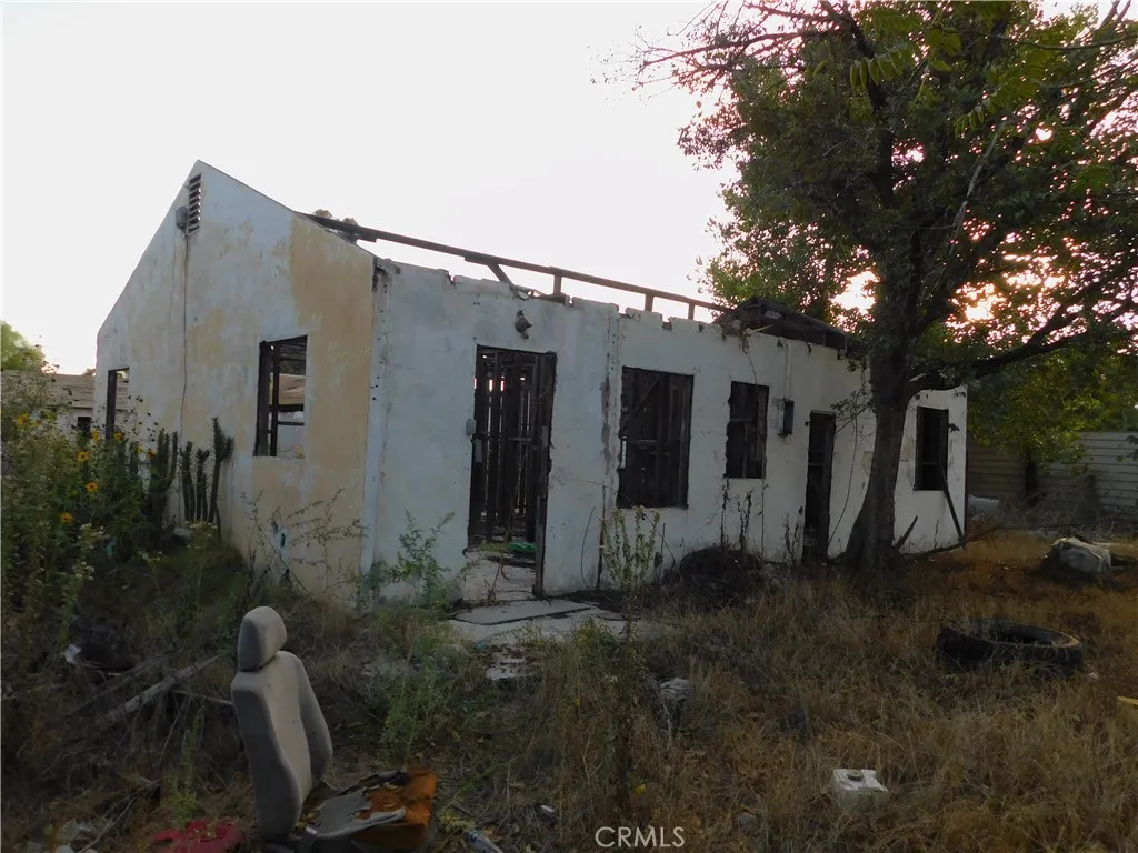 2236 Ogden, San Bernardino, California 92407 home-pic-15