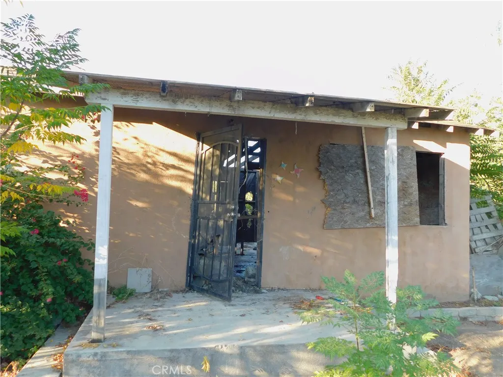 2236 Ogden, San Bernardino, California 92407 home-pic-4