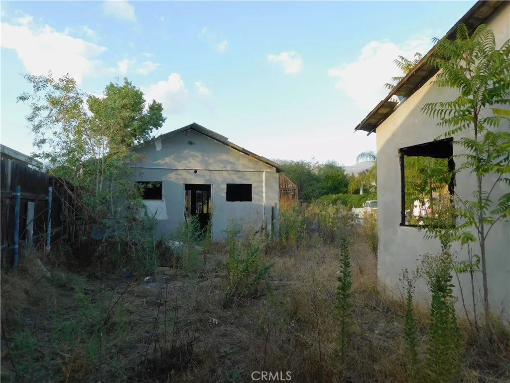 2236 Ogden, San Bernardino, California 92407 home-pic-10