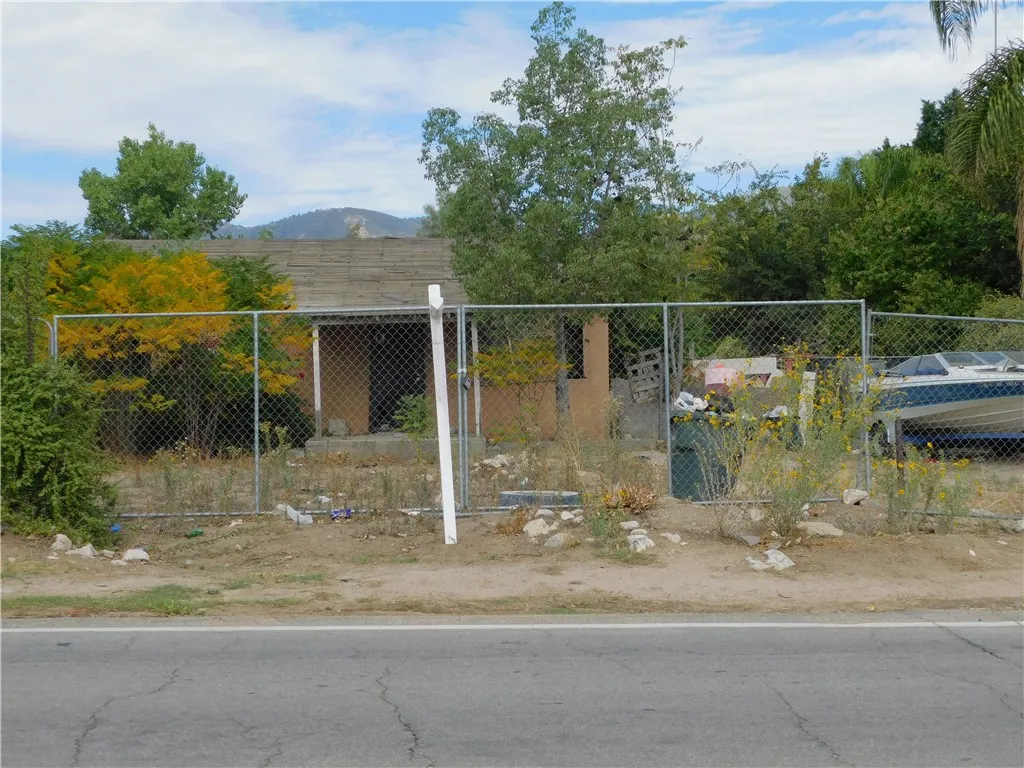 2236 Ogden, San Bernardino, California 92407 home-pic-0