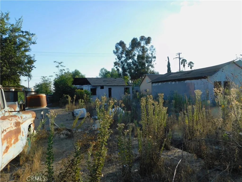 2236 Ogden, San Bernardino, California 92407 home-pic-19