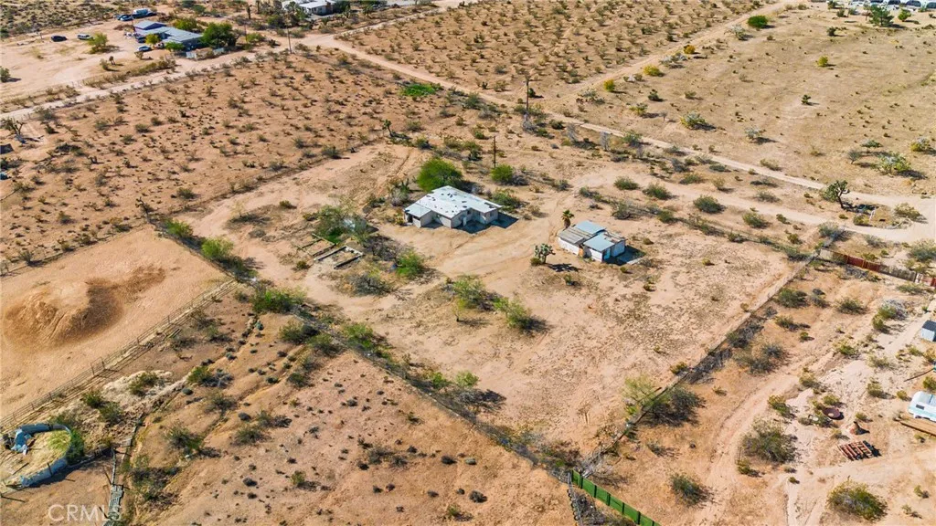 55525 Ornelas Lane, Landers, California 92285 home-pic-4