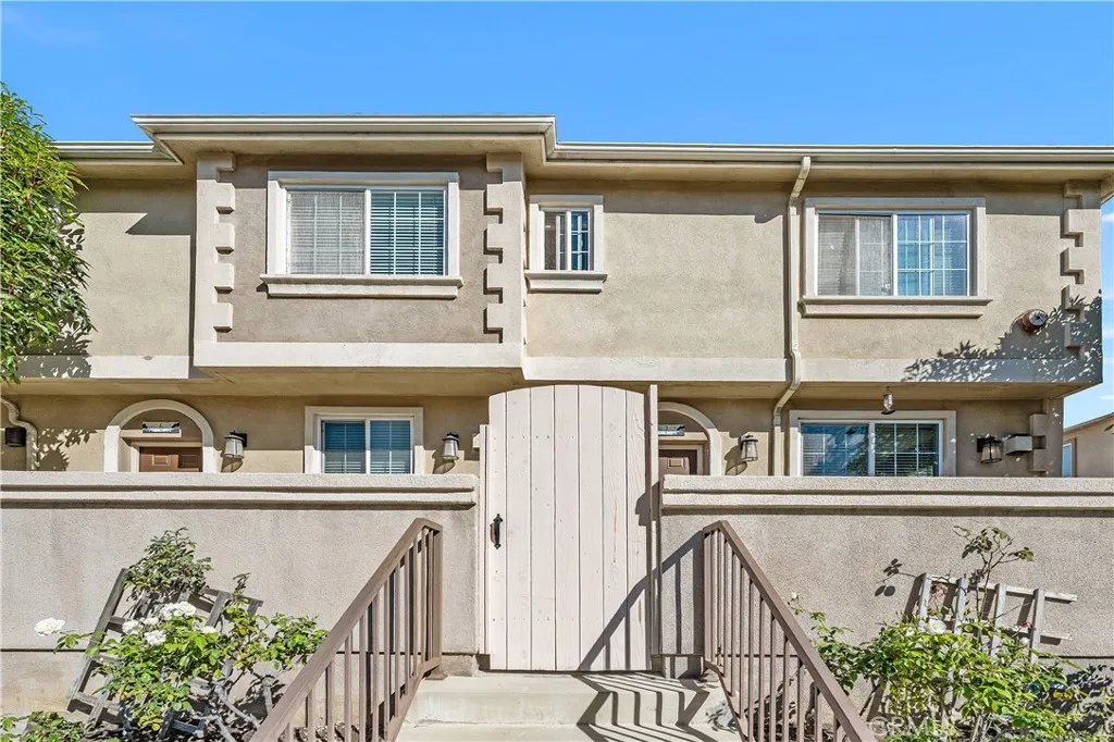 1431 Lomita Boulevard 7, Harbor City, California 90710 home-pic-1
