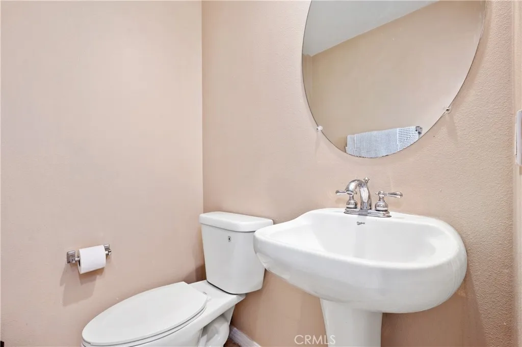 1431 Lomita Boulevard 7, Harbor City, California 90710 home-pic-12