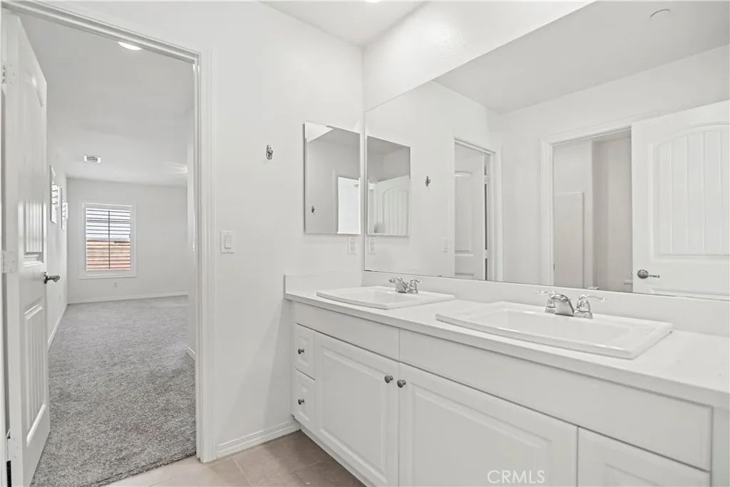 5594 Skimmer Dr, Jurupa Valley, California 91752 home-pic-40