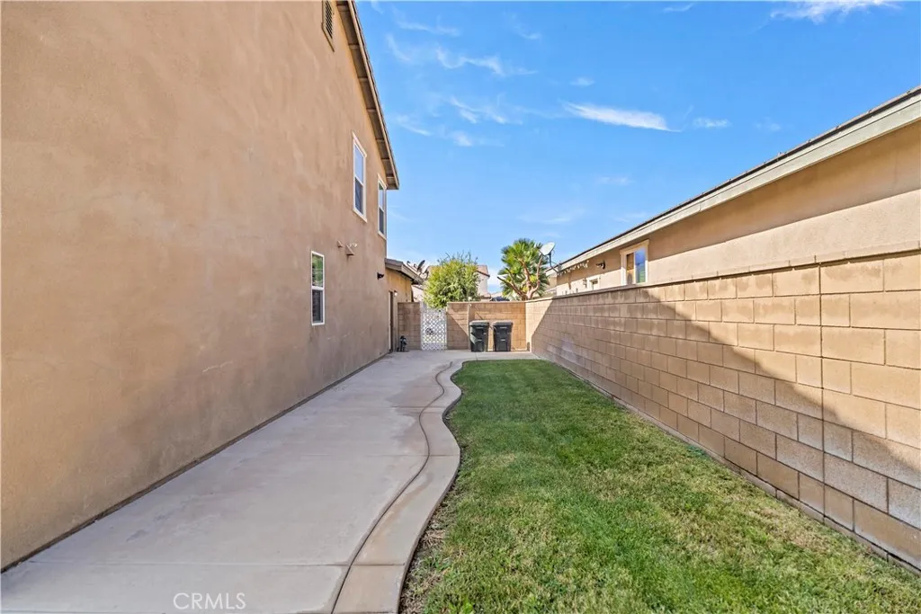 5594 Skimmer Dr, Jurupa Valley, California 91752 home-pic-65