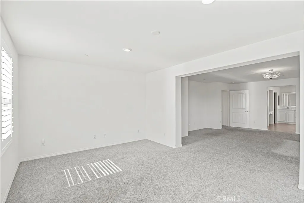 5594 Skimmer Dr, Jurupa Valley, California 91752 home-pic-49