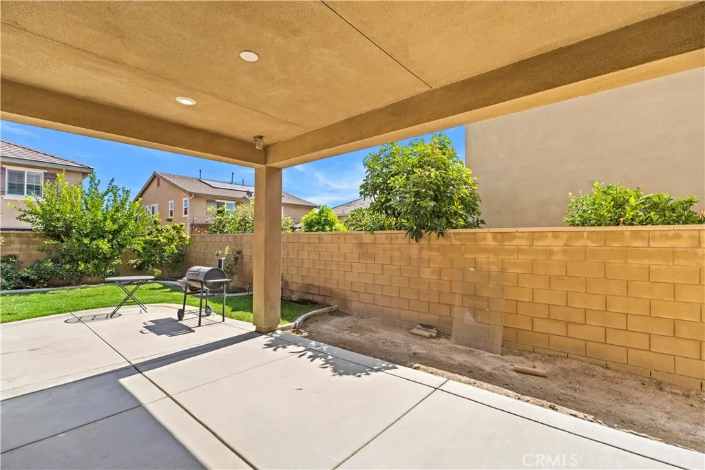 5594 Skimmer Dr, Jurupa Valley, California 91752 home-pic-62