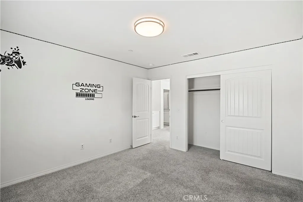 5594 Skimmer Dr, Jurupa Valley, California 91752 home-pic-36
