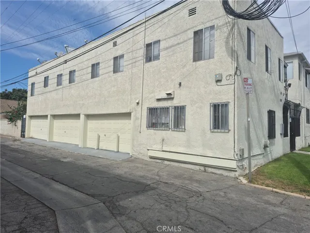 5130 Carolina, Los Angeles, California 90022