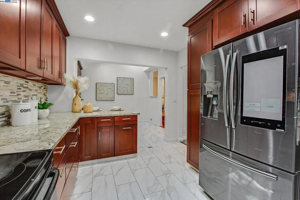 600 Praderia Cir, Fremont, California 94539 home-pic-9