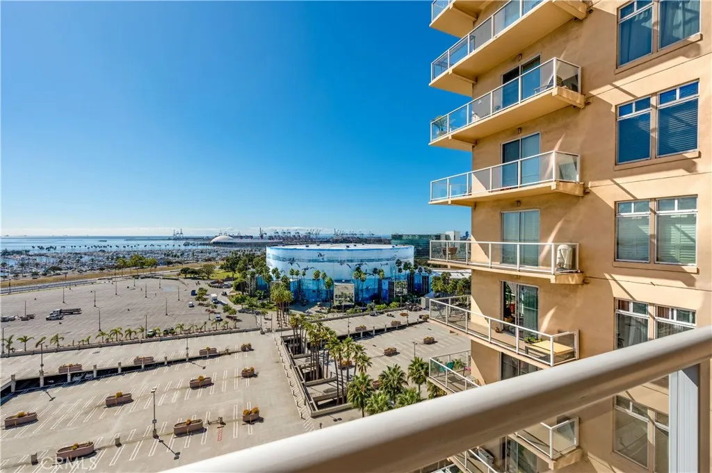 488 E Ocean Boulevard 1208, Long Beach, California 90802 home-pic-11