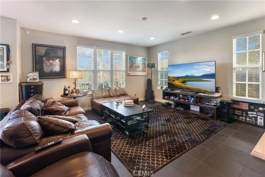 4591 Camino Del Sol, Calabasas, California 91302 home-pic-53