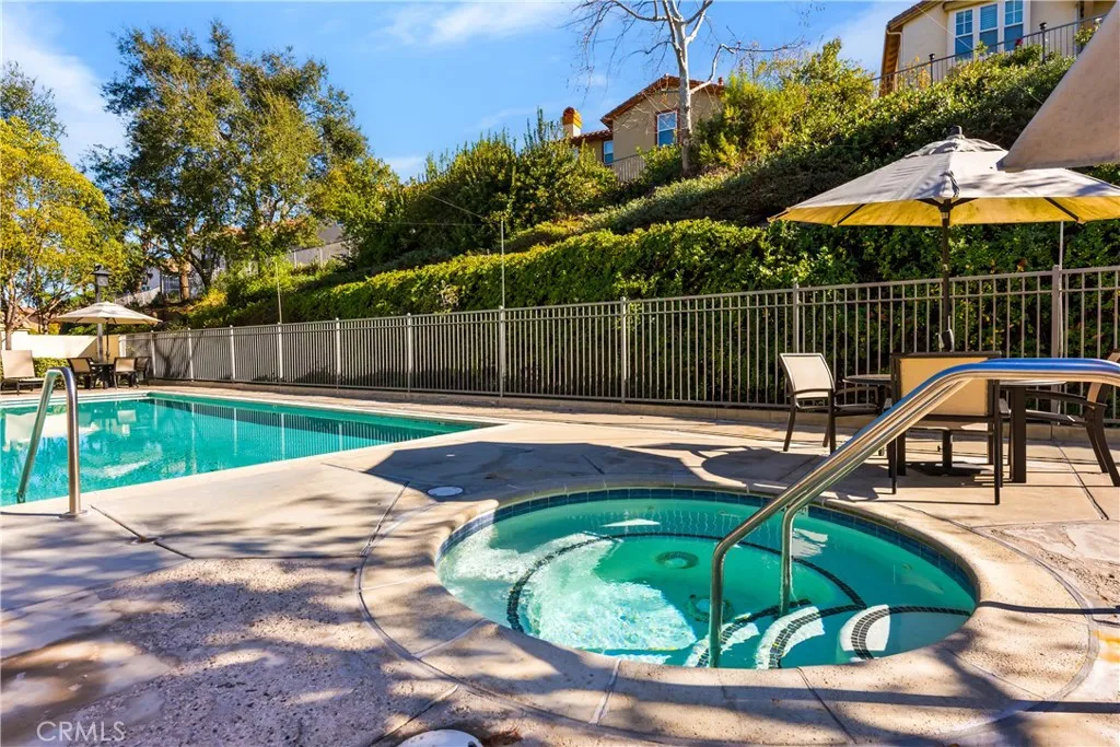 4591 Camino Del Sol, Calabasas, California 91302 home-pic-36