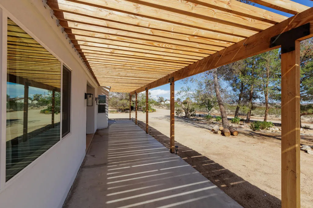 3766 Burns Road, Joshua Tree, California 92252 home-pic-44