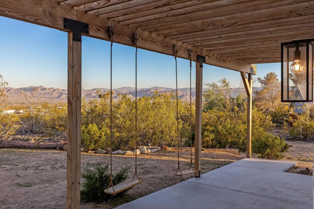 3766 Burns Road, Joshua Tree, California 92252 home-pic-4