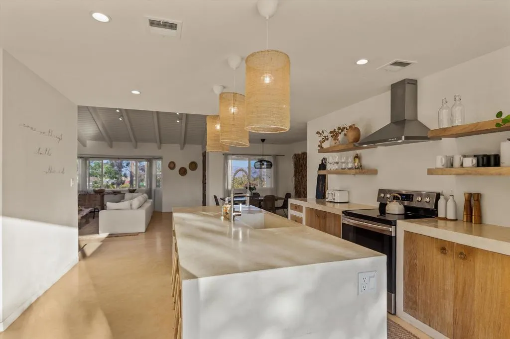 3766 Burns Road, Joshua Tree, California 92252 home-pic-17