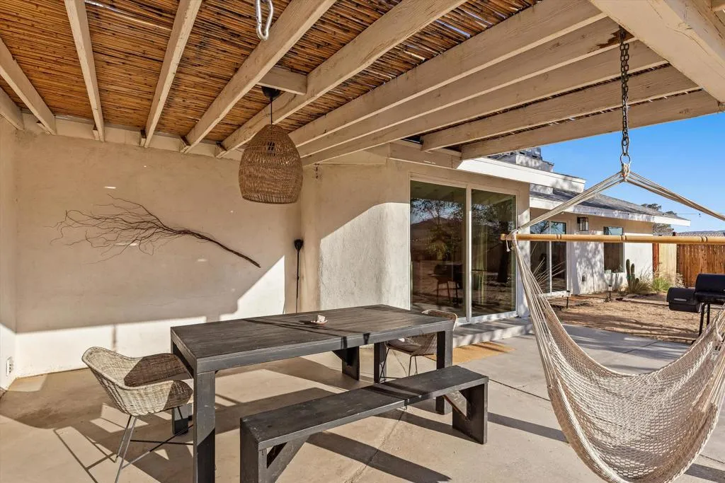 3766 Burns Road, Joshua Tree, California 92252 home-pic-19