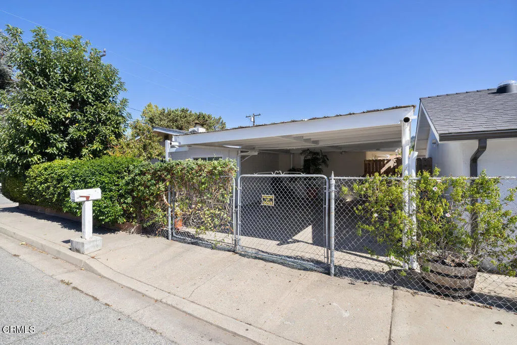 386 Larmier Avenue, Oak View, California 93022 home-pic-38