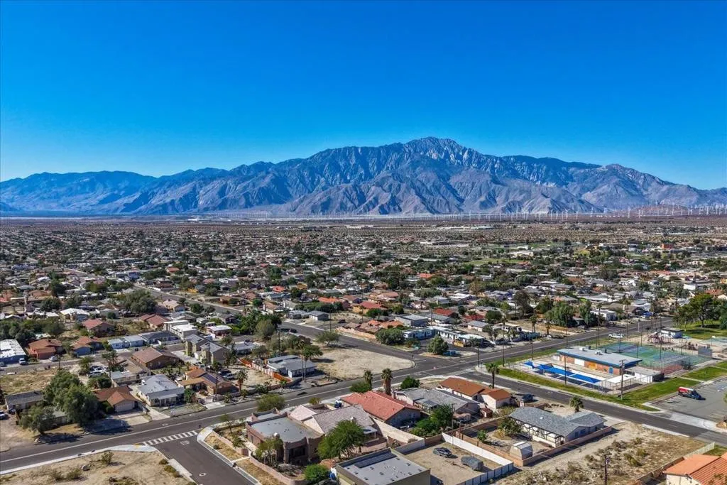 66304 8th Street, Desert Hot Springs, California 92240 home-pic-35