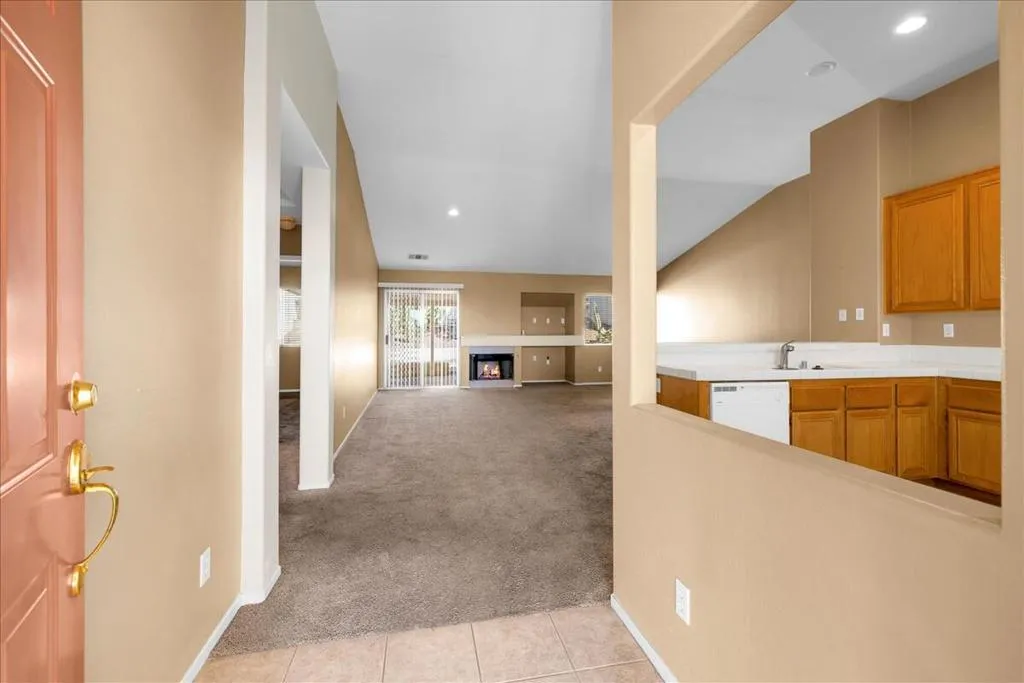 66304 8th Street, Desert Hot Springs, California 92240 home-pic-4
