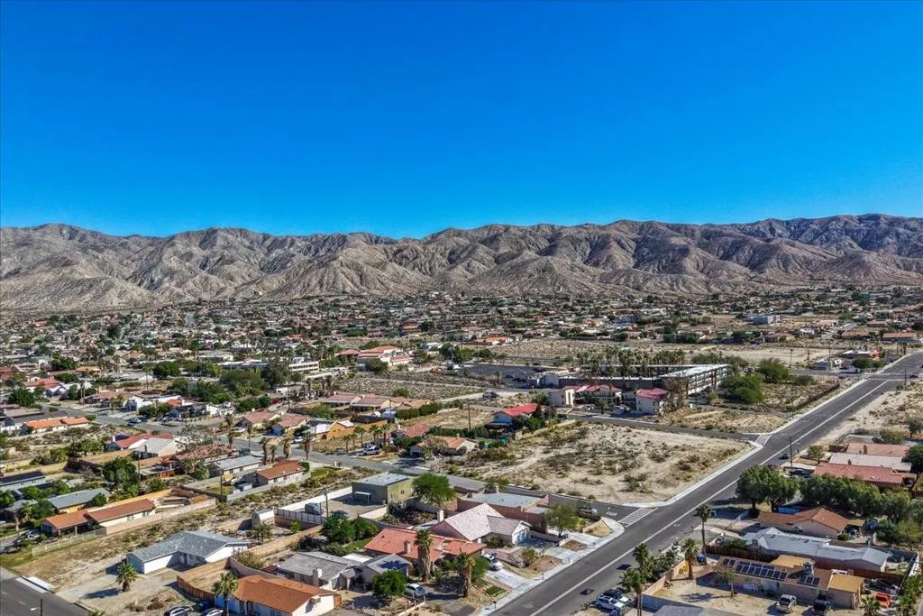 66304 8th Street, Desert Hot Springs, California 92240 home-pic-34