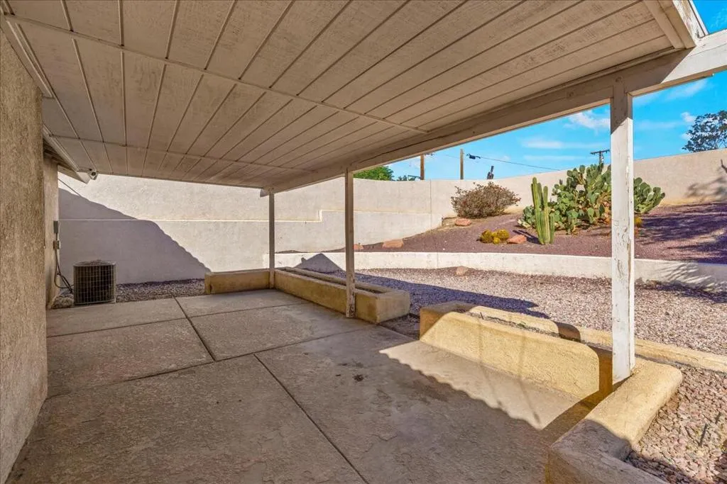 66304 8th Street, Desert Hot Springs, California 92240 home-pic-25