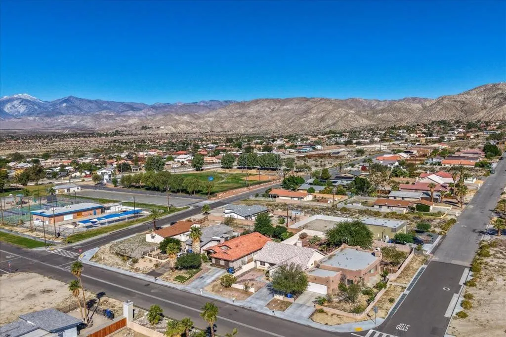 66304 8th Street, Desert Hot Springs, California 92240 home-pic-37