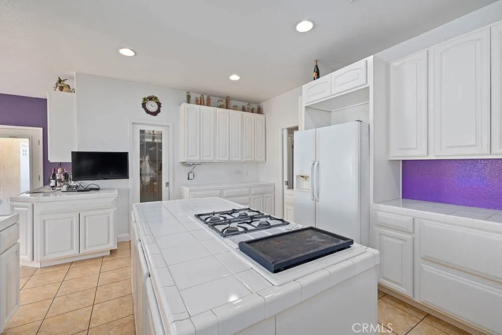 8320 W Avenue D10, Lancaster, California 93536 home-pic-15