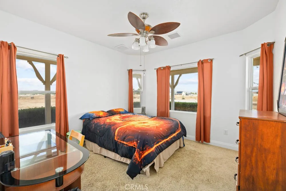 8320 W Avenue D10, Lancaster, California 93536 home-pic-28