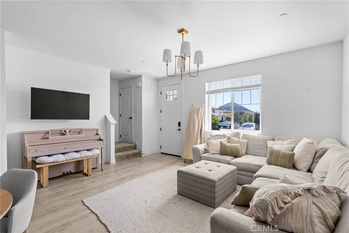 1040 Stuart, San Luis Obispo, California 93401