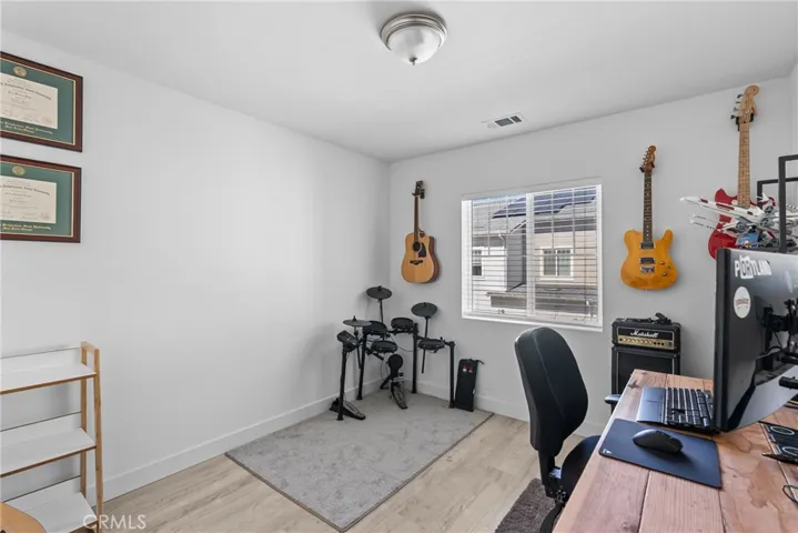 1040 Stuart, San Luis Obispo, California 93401