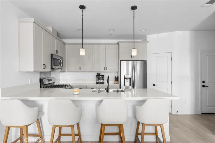 Breakfast Bar