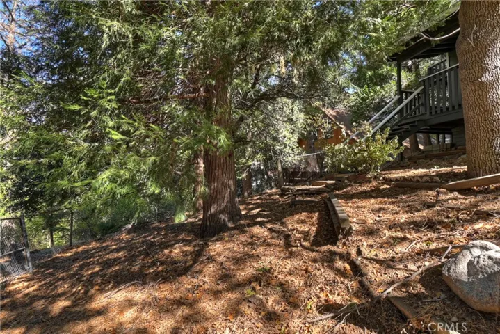 912 Berne, Crestline, California 92325