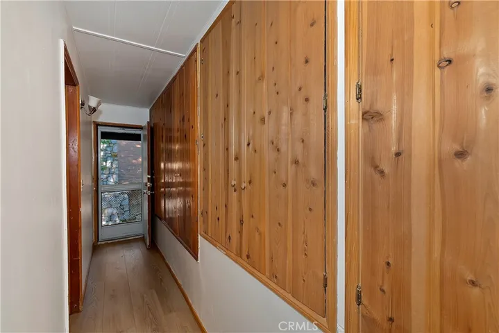 912 Berne, Crestline, California 92325