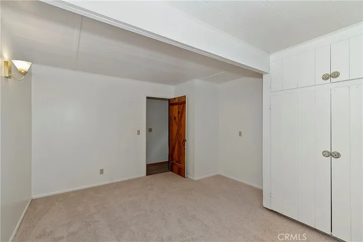 912 Berne, Crestline, California 92325
