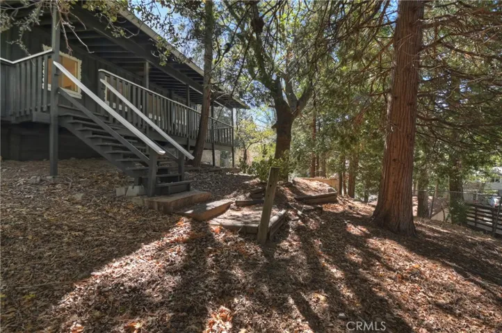 912 Berne, Crestline, California 92325