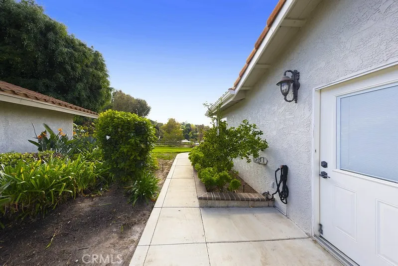 5446 Alta Vista, Laguna Woods, California 92637 home-pic-40