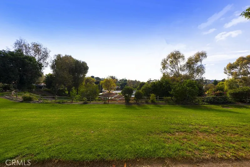 5446 Alta Vista, Laguna Woods, California 92637 home-pic-45