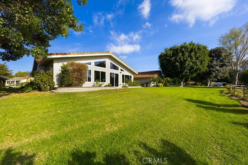 5446 Alta Vista, Laguna Woods, California 92637 home-pic-44