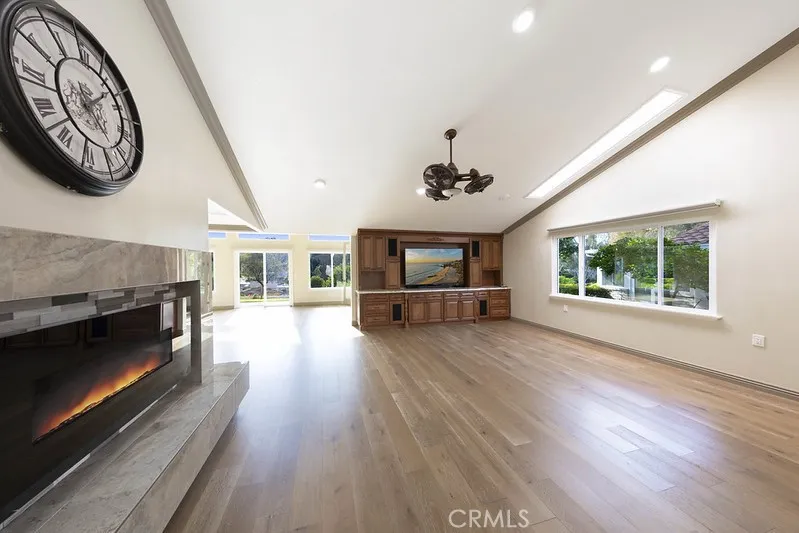 5446 Alta Vista, Laguna Woods, California 92637 home-pic-8