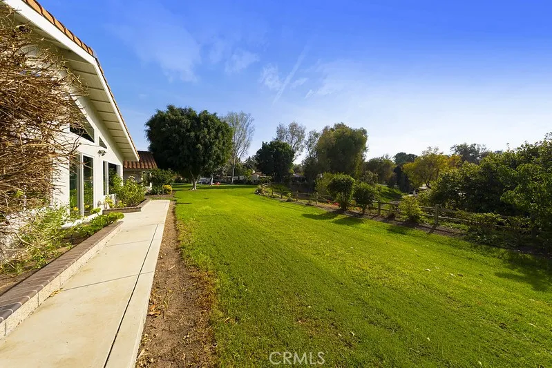 5446 Alta Vista, Laguna Woods, California 92637 home-pic-42